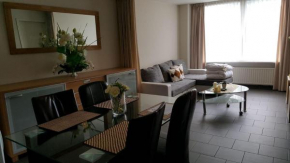 Гостиница Apartment + Studios Insulinde  Тилбург